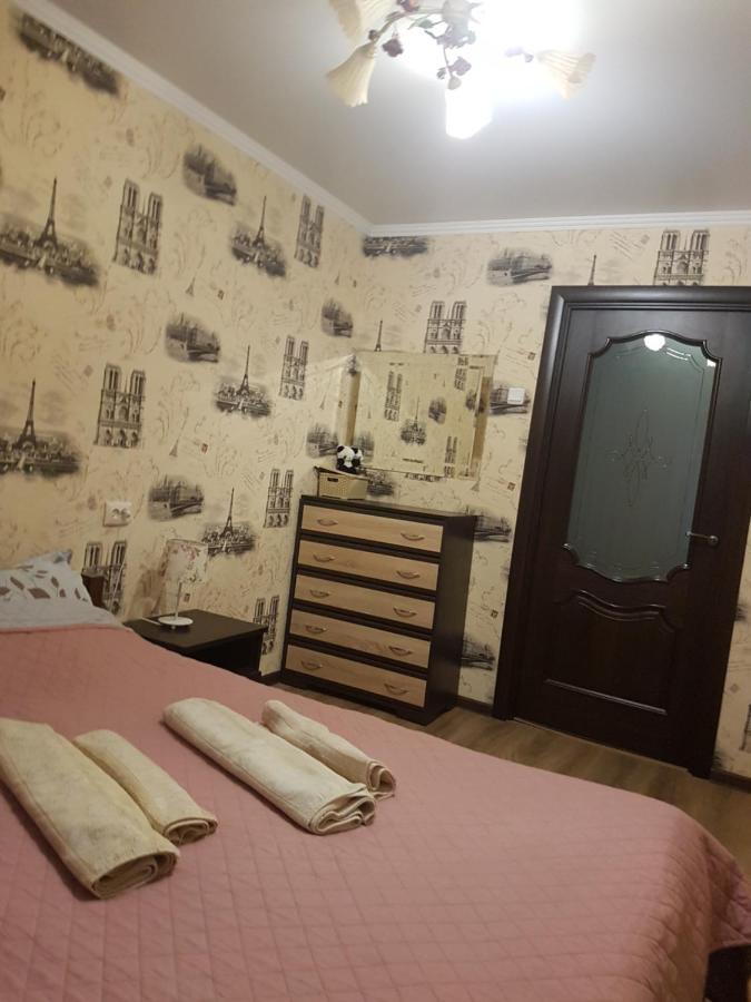 Ferienwohnung 2Х Комнатная С Ремонтом В Центре.Renovated, Center Khmelʼnytsʼkyy Exterior foto